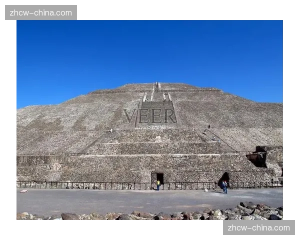 东道主墨西哥揭幕 阿兹特克高原主场迎战韩国细腻渗透打法